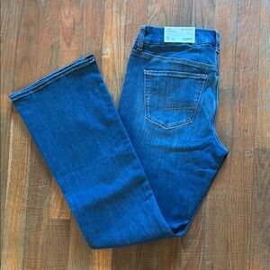 American Eagle Curvy Blue Jeans. NWT